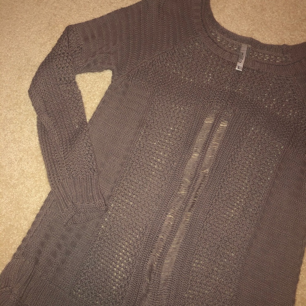 Sweater - Picture 2 of 3